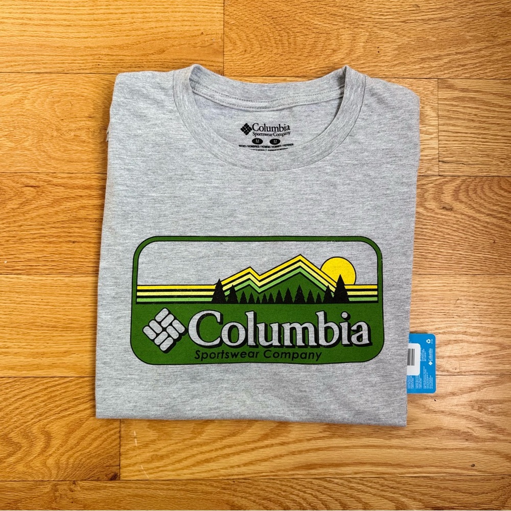 Men’s Columbia T-Shirt- Medium NWT
